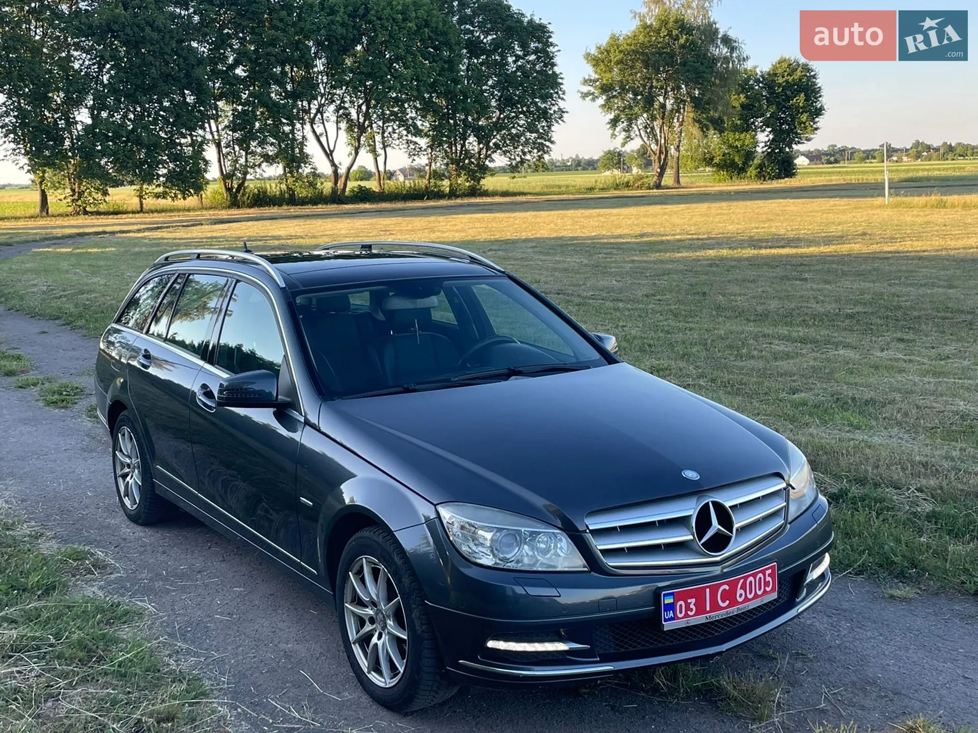 2010 Mercedes-Benz C-klasse - мініатюра 2