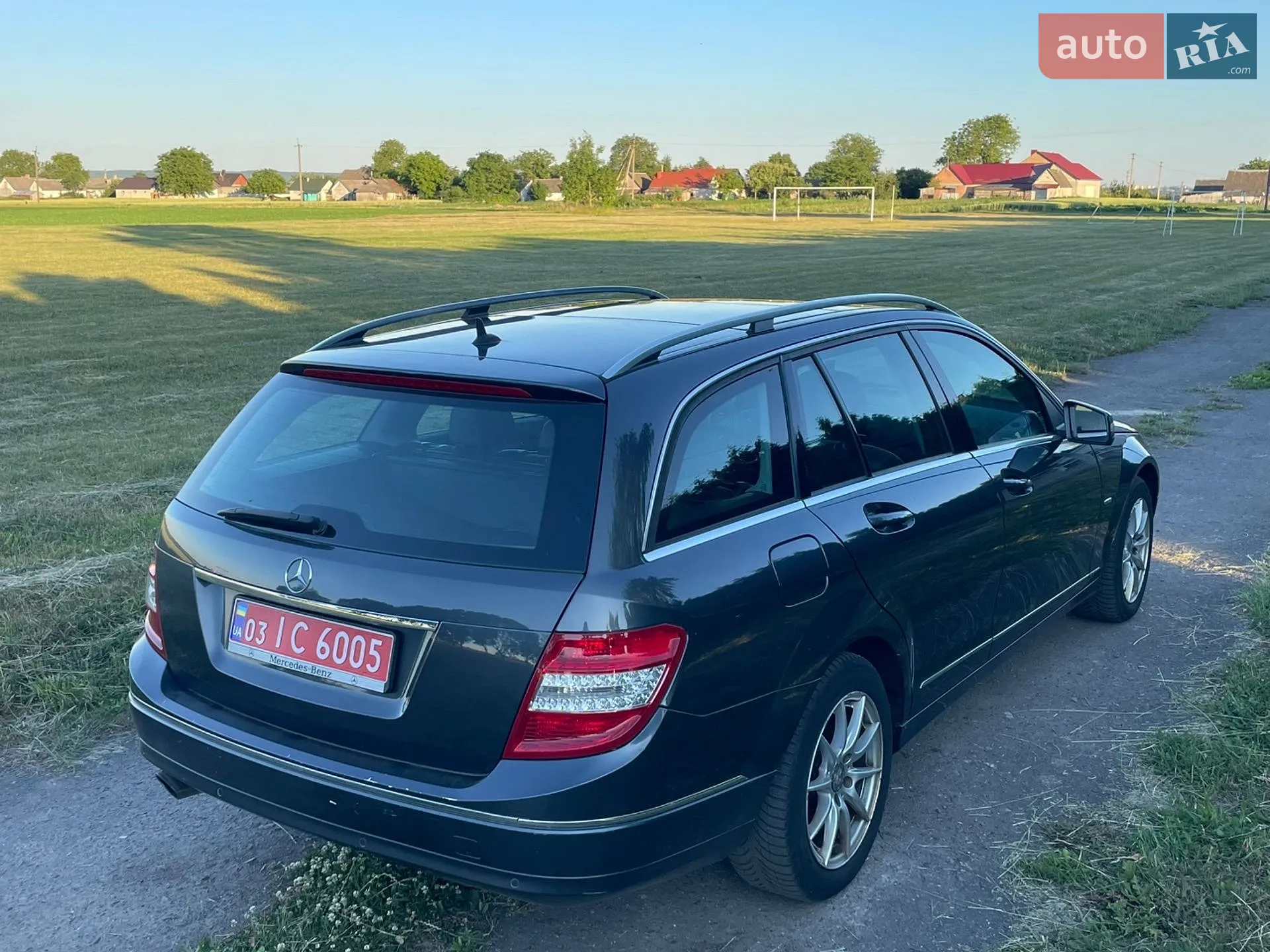2010 Mercedes-Benz C-klasse - мініатюра 17