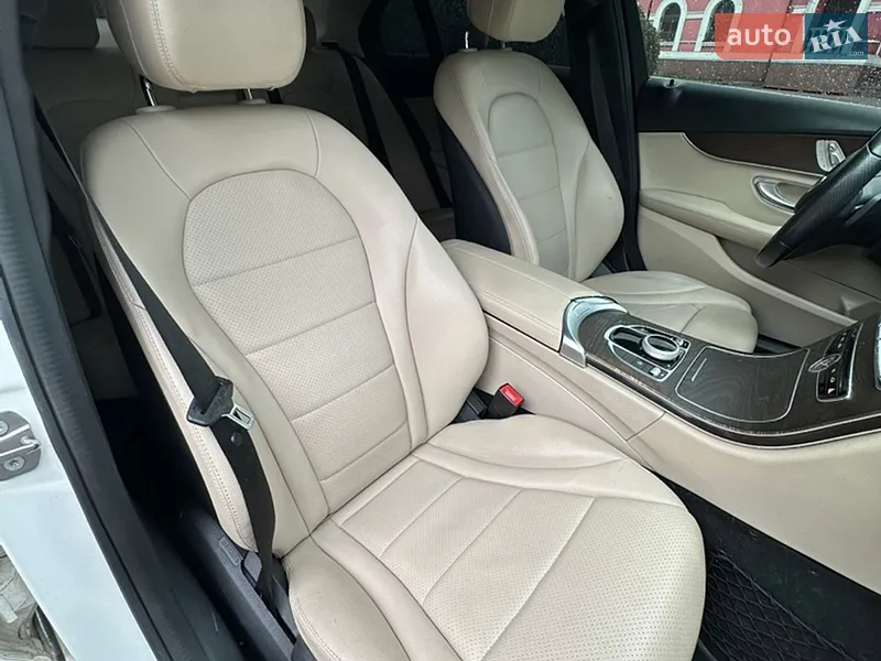 Mercedes-Benz C-Class 2018 VIN 55SWF4JB3JU267893 фото оголошення 24 з 85