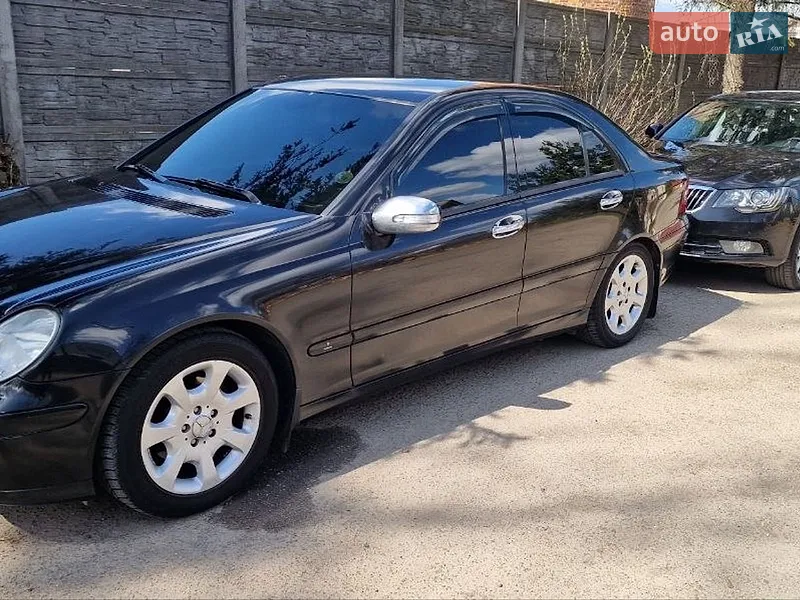 Mercedes-Benz C-Class