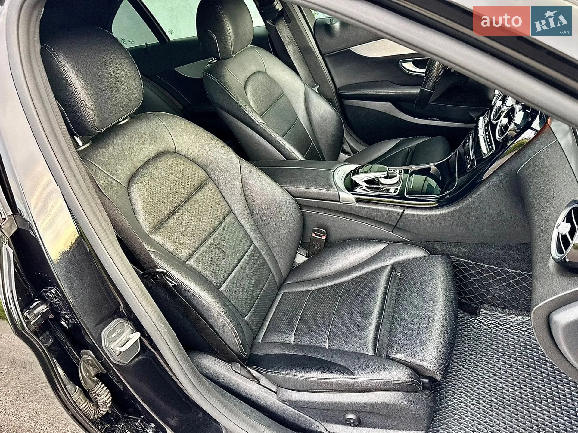 2016 Mercedes-Benz C-klasse - мініатюра 32