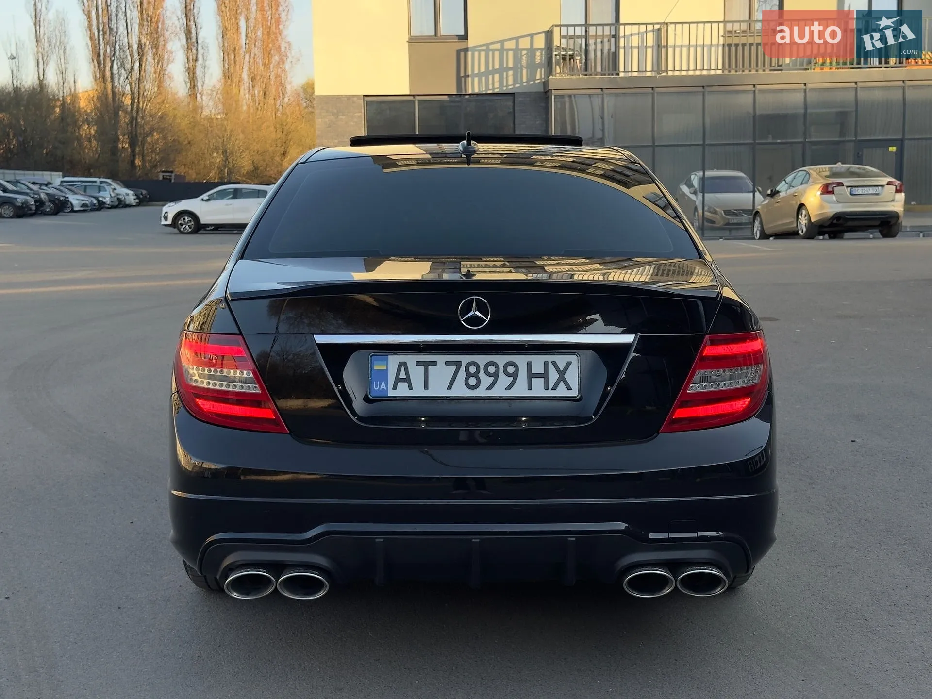 Mercedes-Benz C-Class 2014 VIN WDDGF8AB9EA945872 фото оголошення 5 з 17