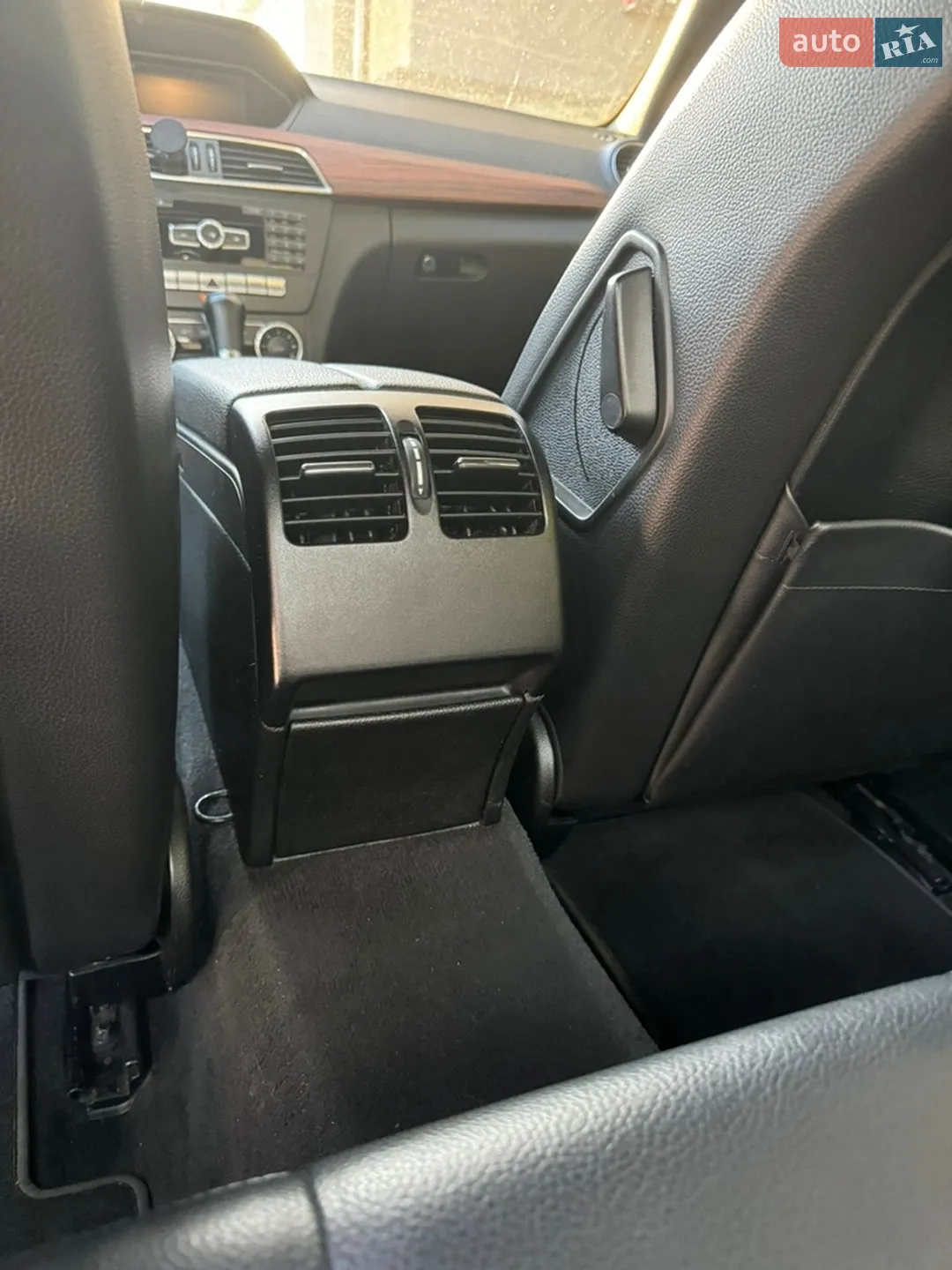 2014 Mercedes-Benz C-klasse - мініатюра 13