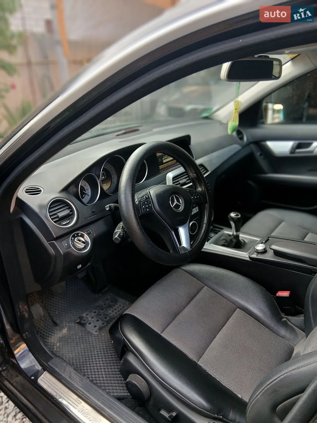 2011 Mercedes-Benz C-klasse - мініатюра 9