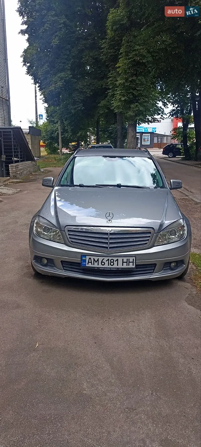 2010 Mercedes-Benz C-klasse - мініатюра 4