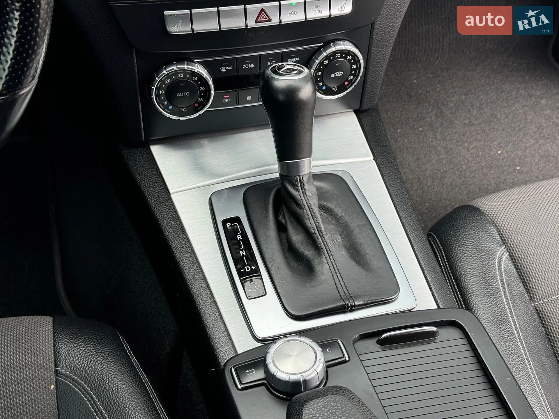 2014 Mercedes-Benz C-klasse - мініатюра 24