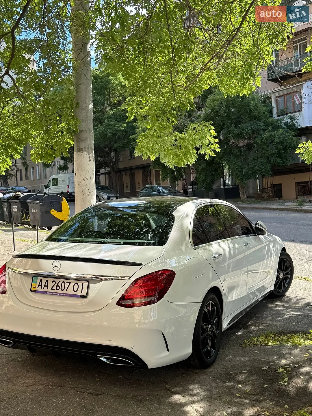 2017 Mercedes-Benz C-klasse - фото 1