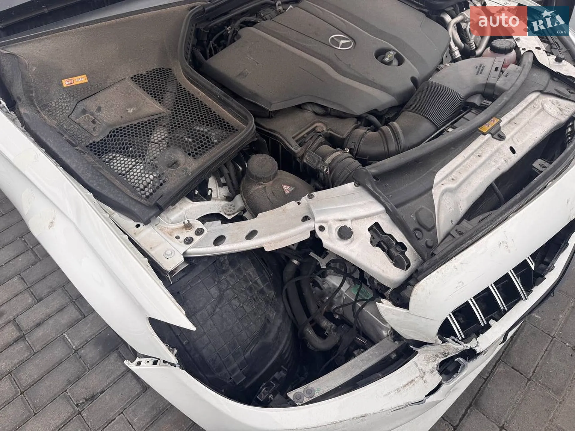 2016 Mercedes-Benz C-klasse - мініатюра 10