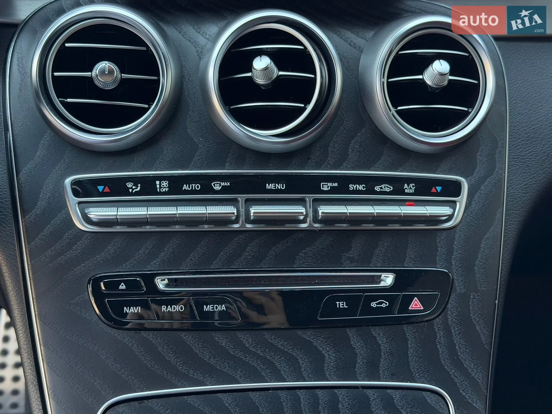 2017 Mercedes-Benz C-klasse - мініатюра 23