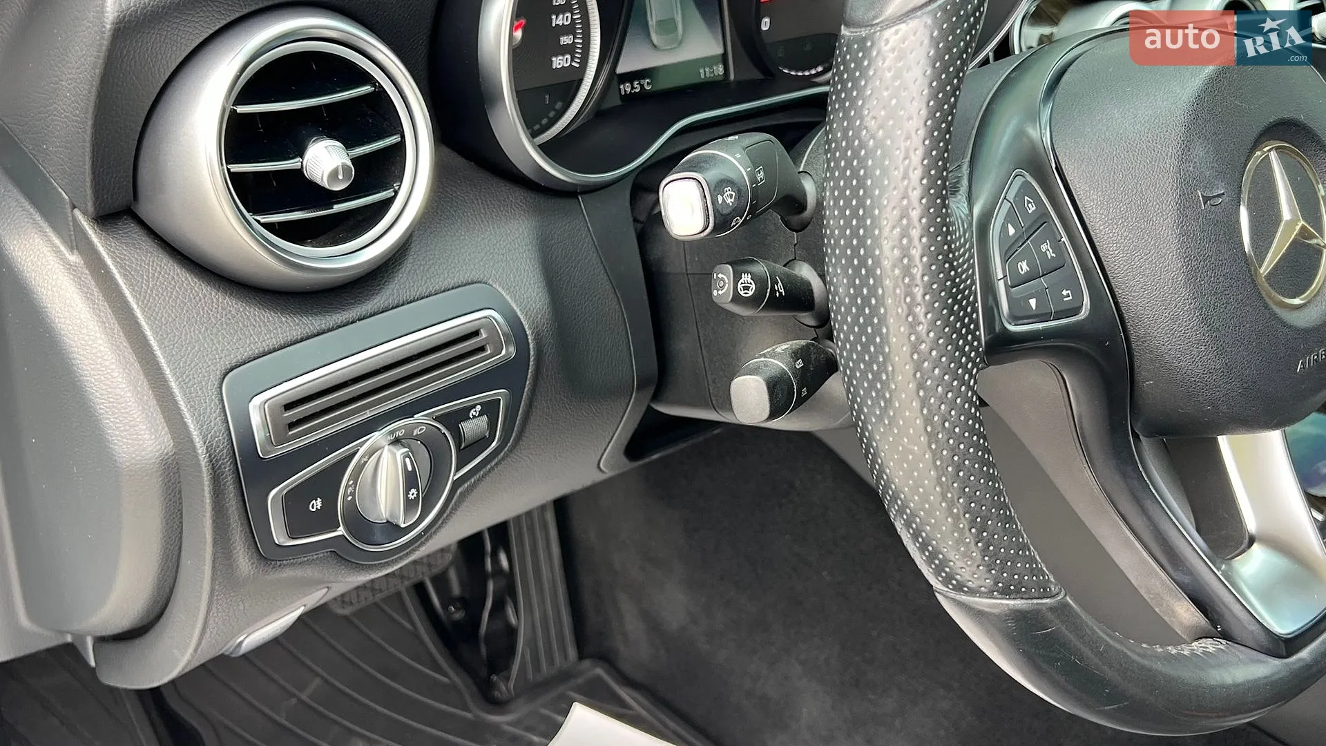 2017 Mercedes-Benz C-klasse - мініатюра 52