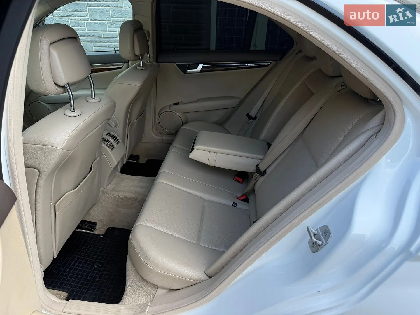 2013 Mercedes-Benz C-klasse - мініатюра 26