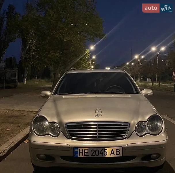 Mercedes-Benz C-Class