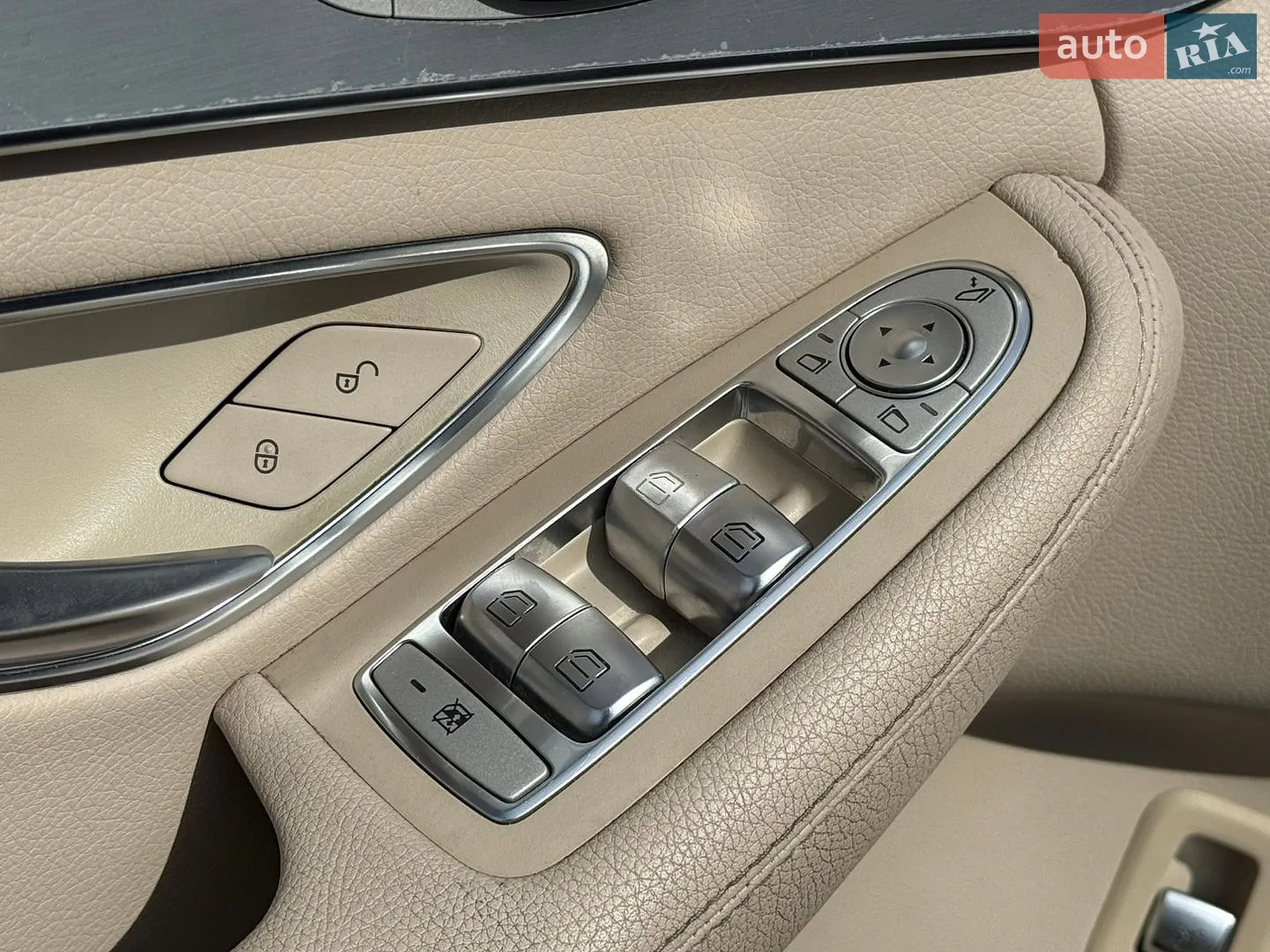 2016 Mercedes-Benz C-klasse - мініатюра 12