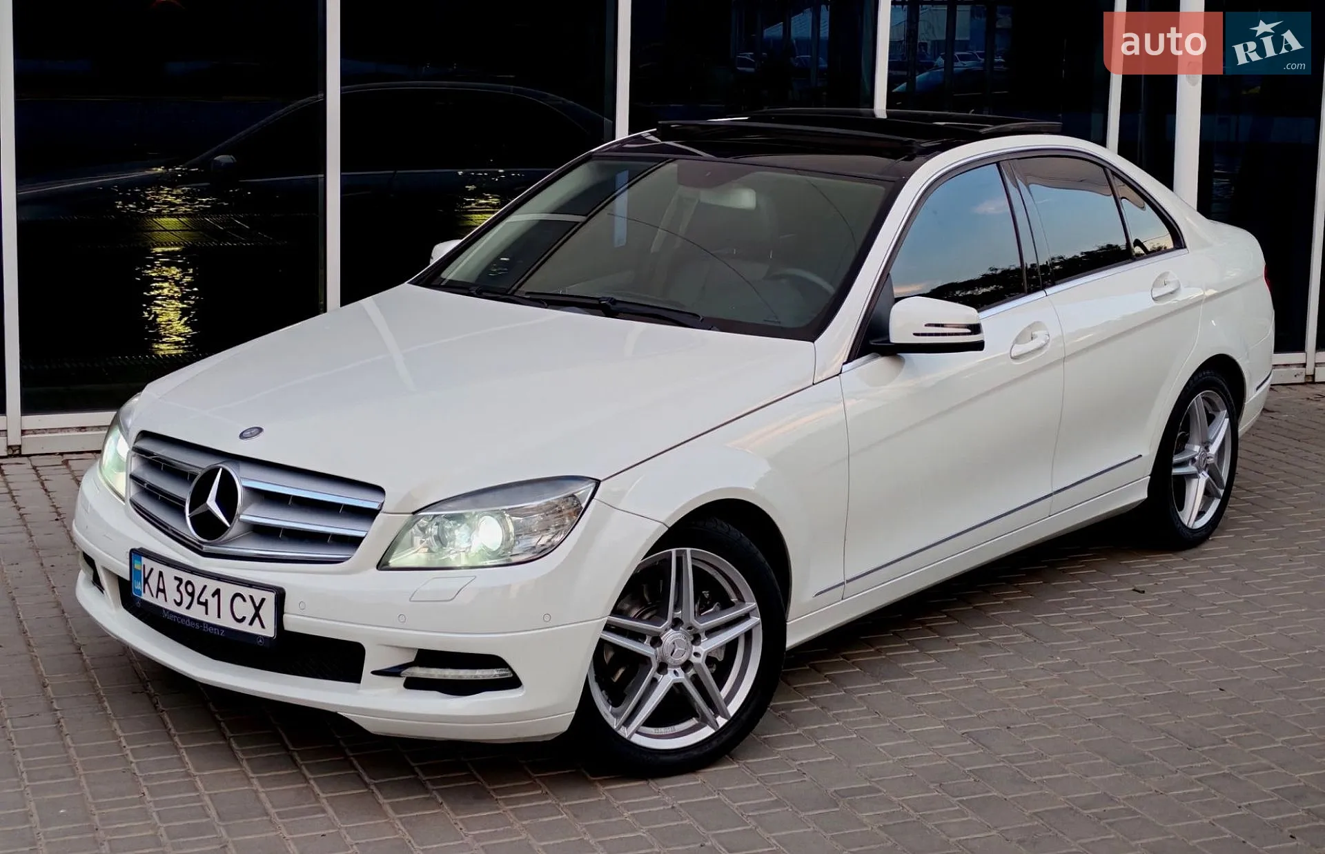 2011 Mercedes-Benz C-klasse - мініатюра 11
