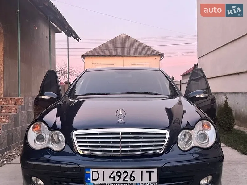 Mercedes-Benz C-Class