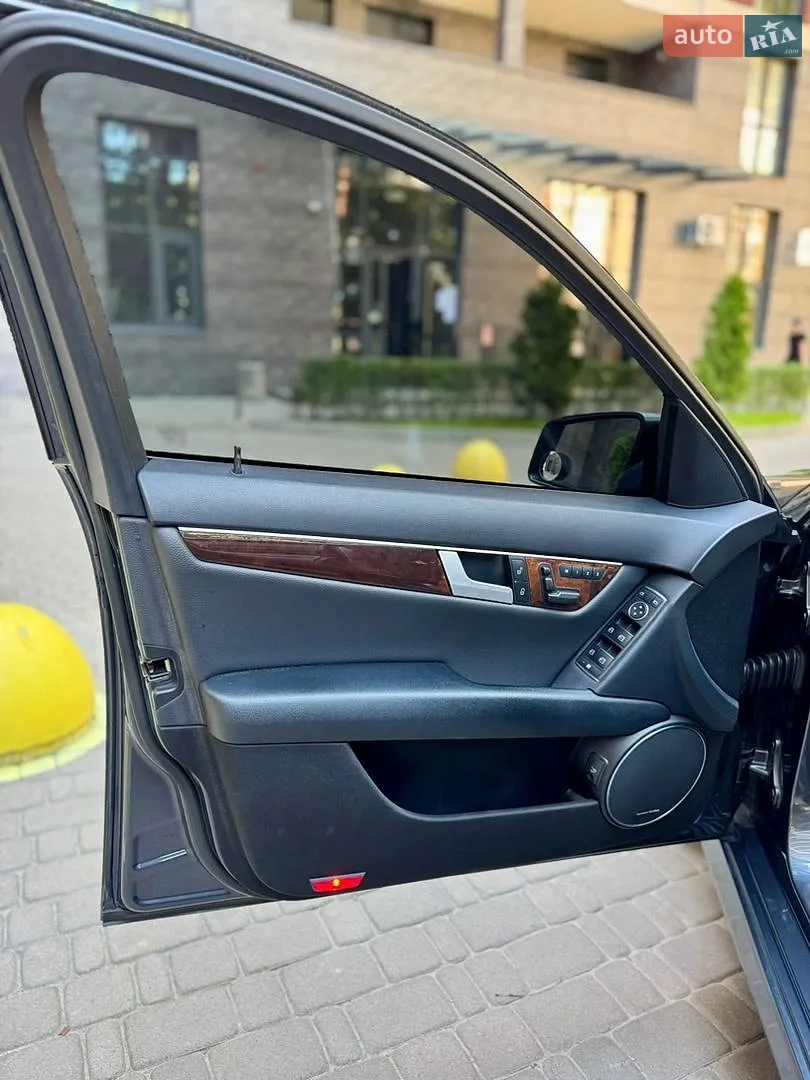 2013 Mercedes-Benz C-klasse - мініатюра 11