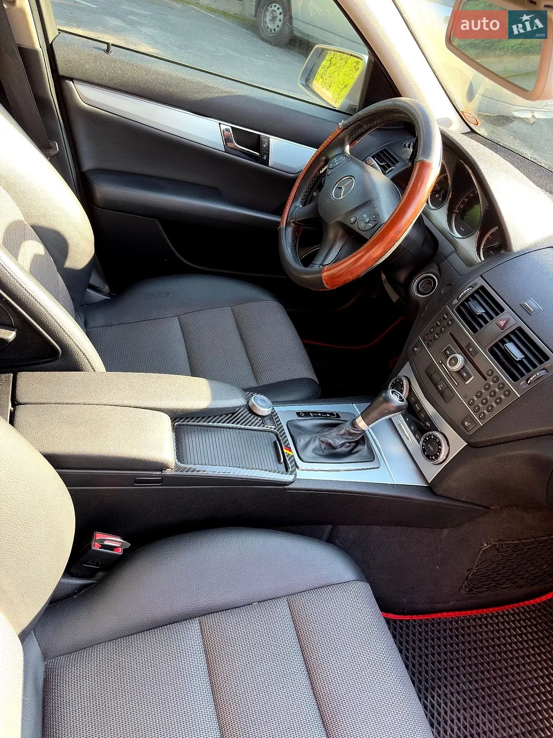 2010 Mercedes-Benz C-klasse - мініатюра 4