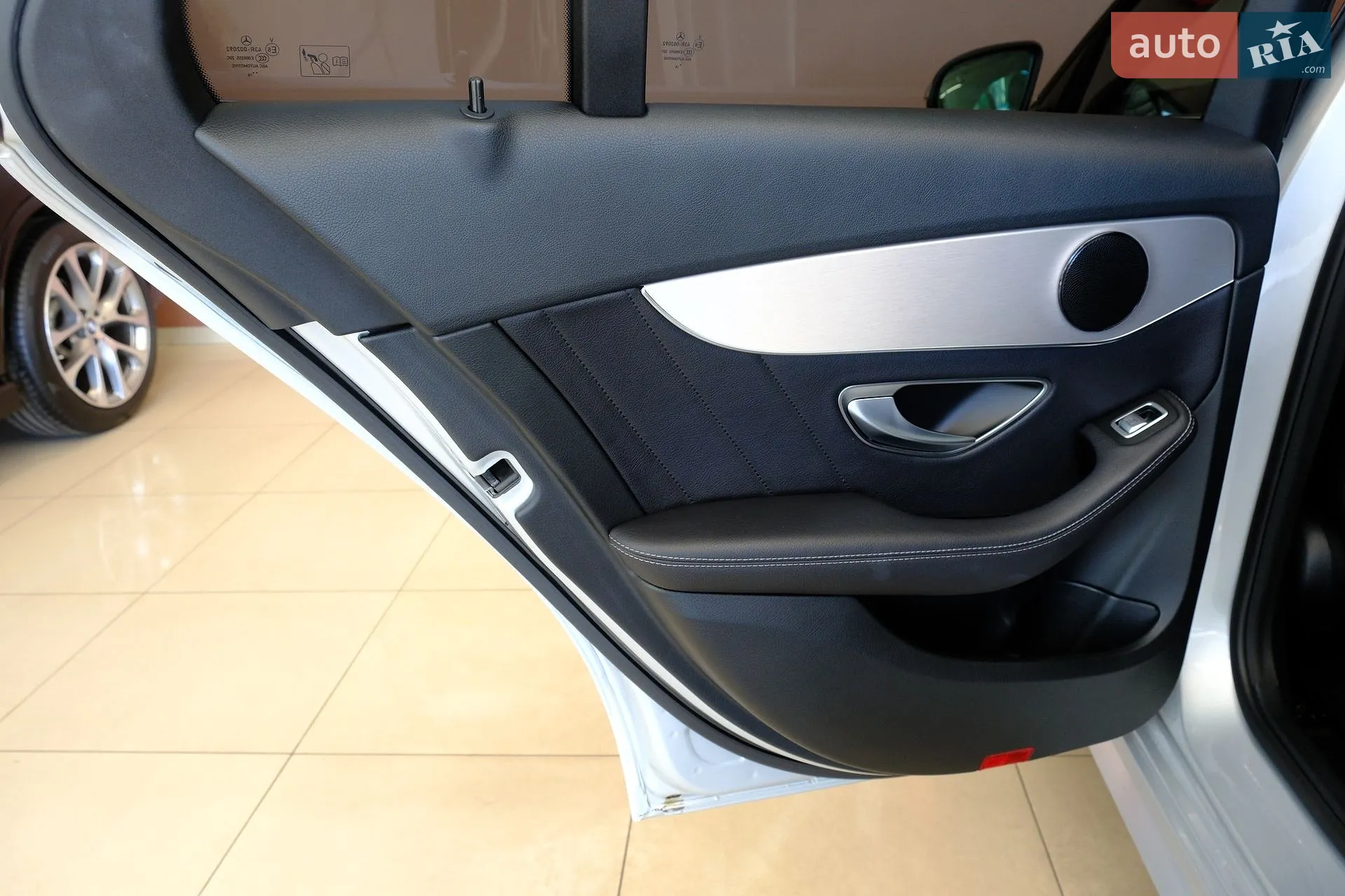 2018 Mercedes-Benz C-klasse - мініатюра 26
