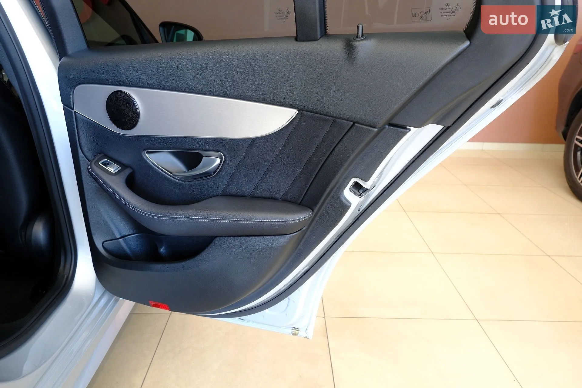 2018 Mercedes-Benz C-klasse - мініатюра 29