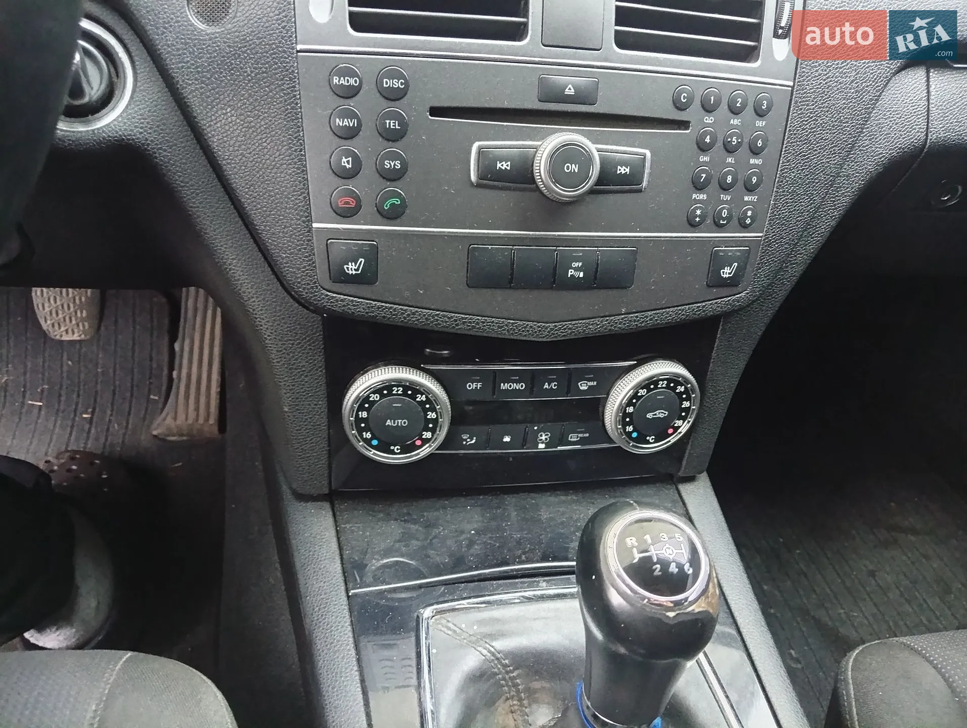 2010 Mercedes-Benz C-klasse - мініатюра 11
