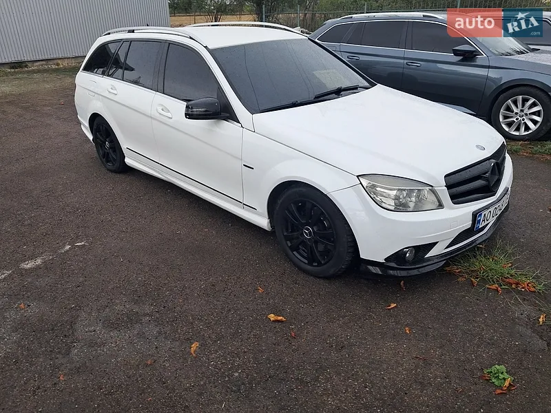 Mercedes-Benz C-Class