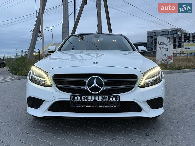 Mercedes-Benz C-Class
