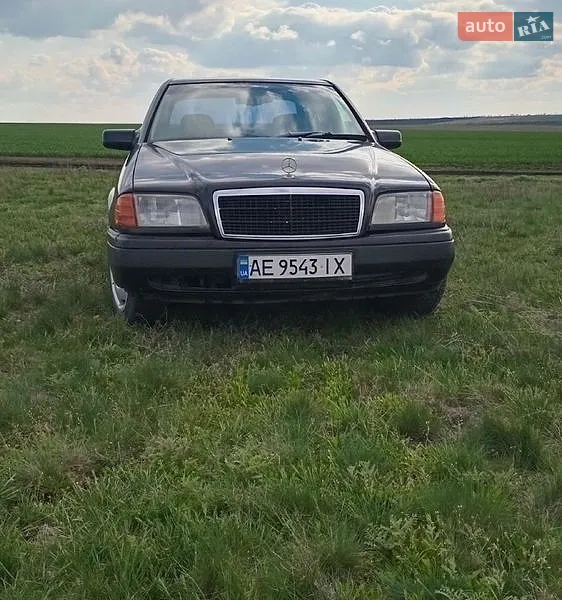 Mercedes-Benz C-Class 1995