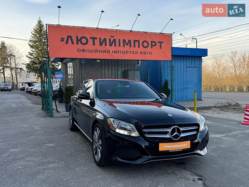 Mercedes-Benz C-Class