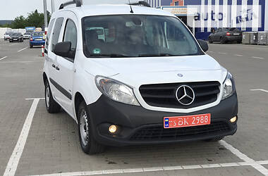 Вантажопасажирський фургон Mercedes-Benz Citan 2015 в 