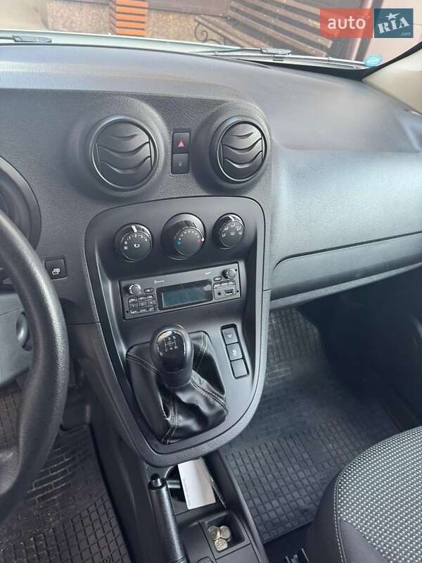 Минивэн Mercedes-Benz Citan 2017 в Киеве фото 8 Минивэн Mercedes-Benz Citan 2017 в Киеве