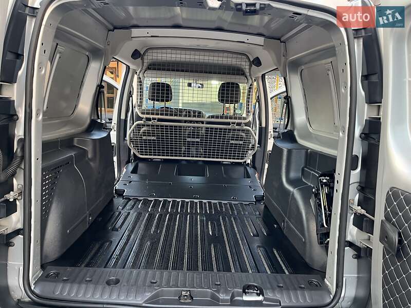 Мінівен Mercedes-Benz Citan 2016 в Дубні фото 12 Мінівен Mercedes-Benz Citan 2016 в Дубні