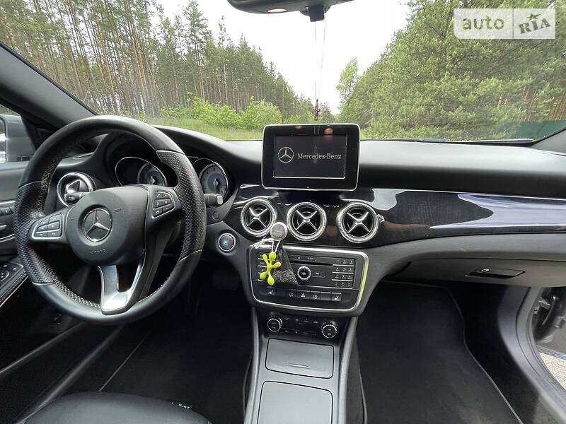 Седан Mercedes-Benz CLA-Class 2015 в Києві