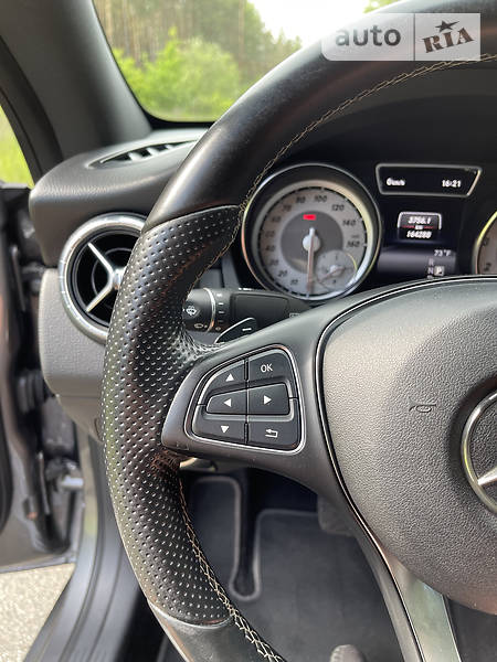 Седан Mercedes-Benz CLA-Class 2015 в Києві