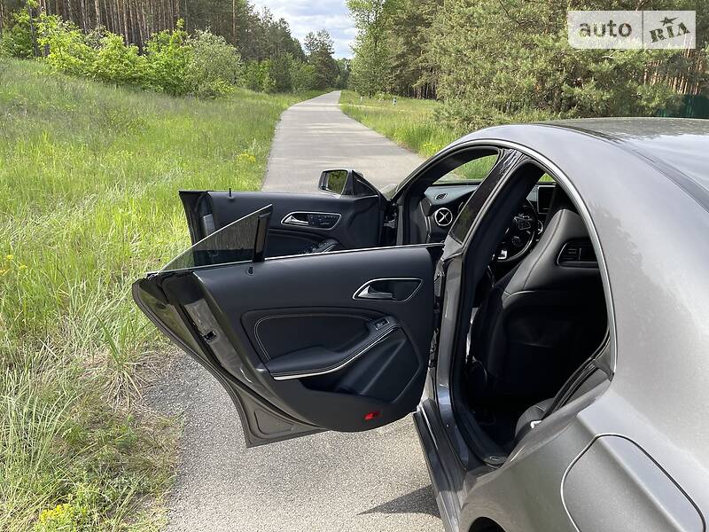 Седан Mercedes-Benz CLA-Class 2015 в Києві