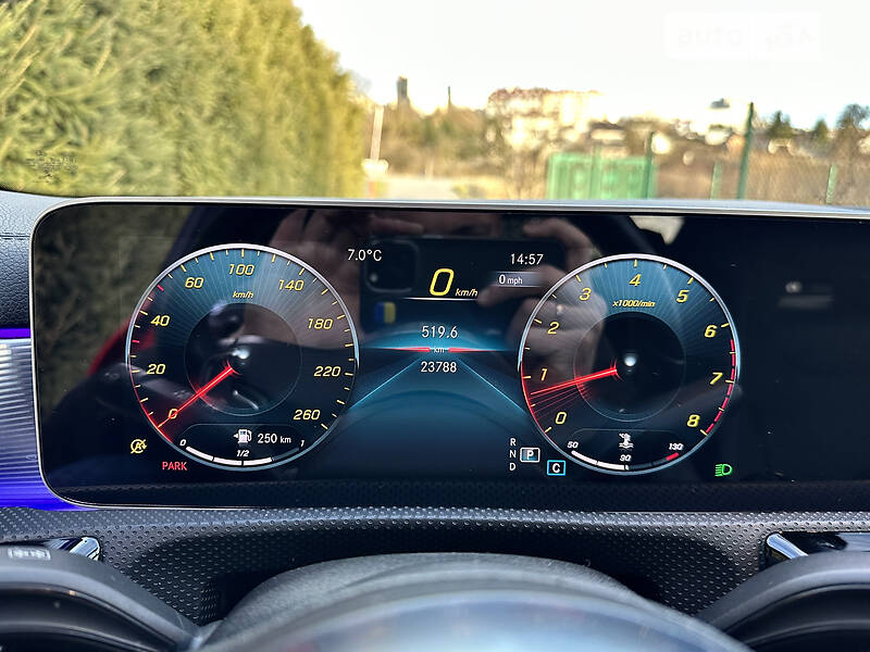Седан Mercedes-Benz CLA-Class 2019 в Львове
