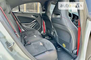 Седан Mercedes-Benz CLA-Class 2015 в 