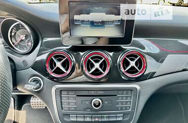 Седан Mercedes-Benz CLA-Class 2015 в 