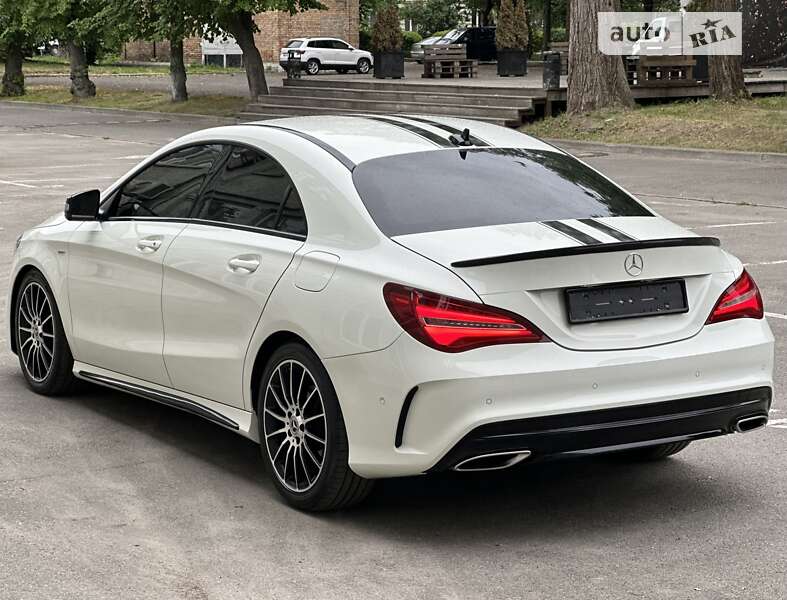 Седан Mercedes-Benz CLA-Class 2017 в Киеве
