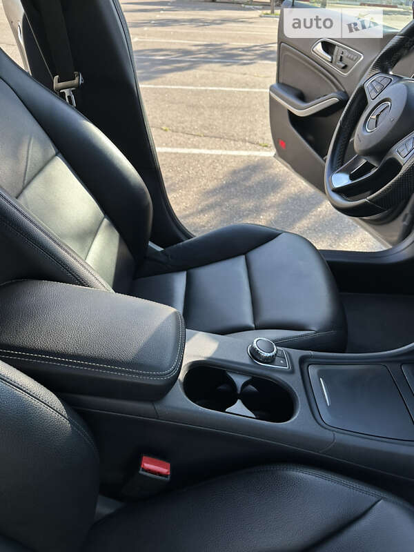 Седан Mercedes-Benz CLA-Class 2015 в Николаеве