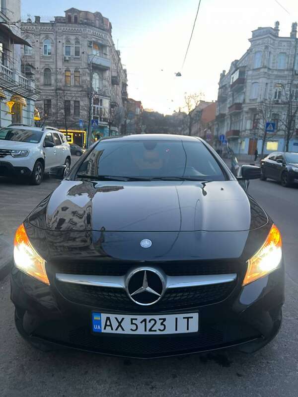 Седан Mercedes-Benz CLA-Class 2015 в Киеве