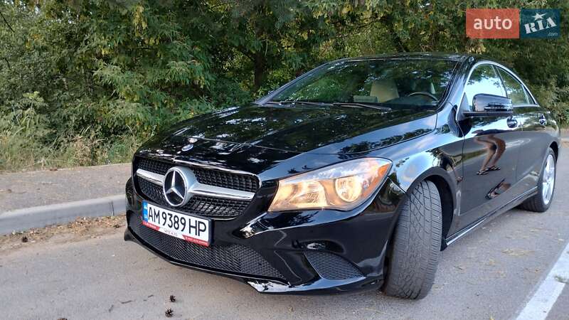 Седан Mercedes-Benz CLA-Class 2015 в Коростене