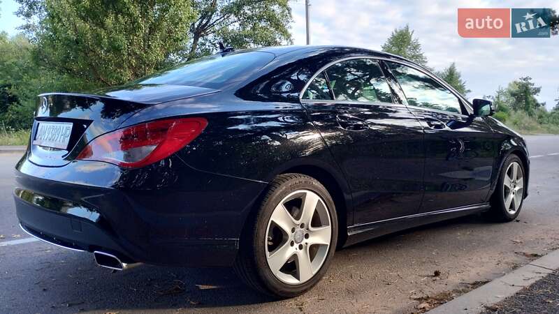 Седан Mercedes-Benz CLA-Class 2015 в Коростене