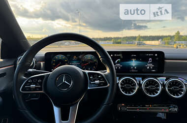Седан Mercedes-Benz CLA-Class 2022 в 