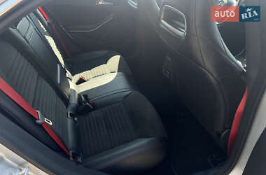 Седан Mercedes-Benz CLA-Class 2015 в 