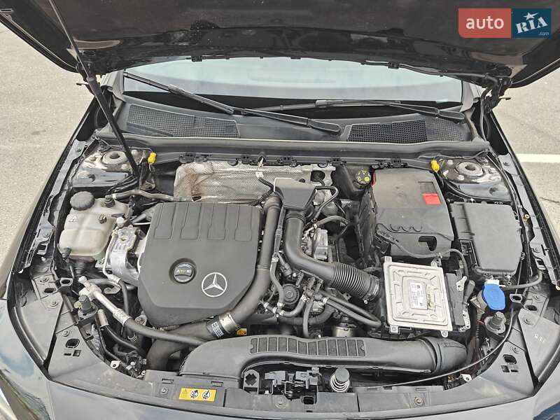 Седан Mercedes-Benz CLA-Class 2021 в Дніпрі