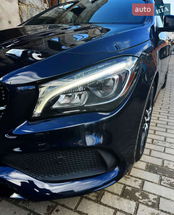 Седан Mercedes-Benz CLA-Class 2017 в Львове