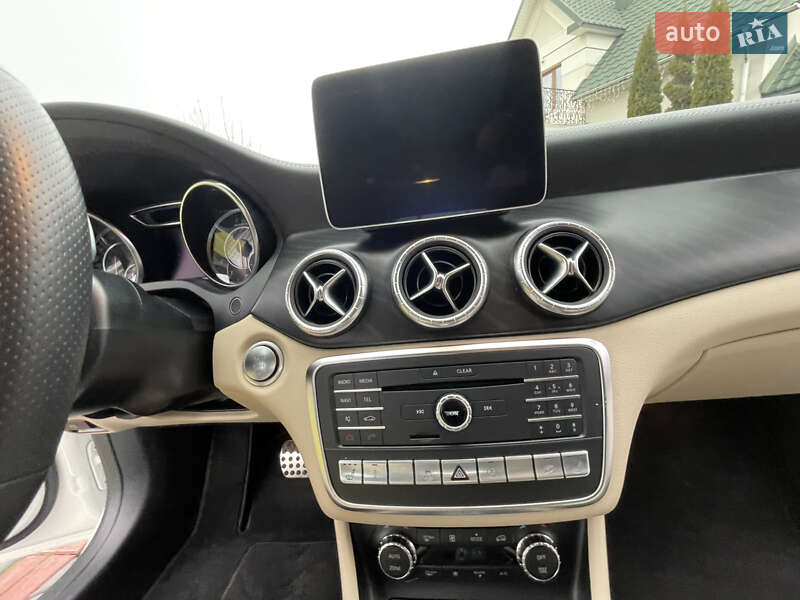 Седан Mercedes-Benz CLA-Class 2018 в Луцке