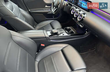 Седан Mercedes-Benz CLA-Class 2020 в 