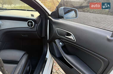 Седан Mercedes-Benz CLA-Class 2016 в 