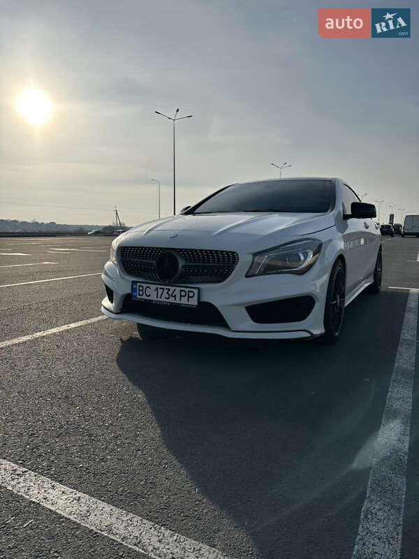 Седан Mercedes-Benz CLA-Class 2016 в Львове